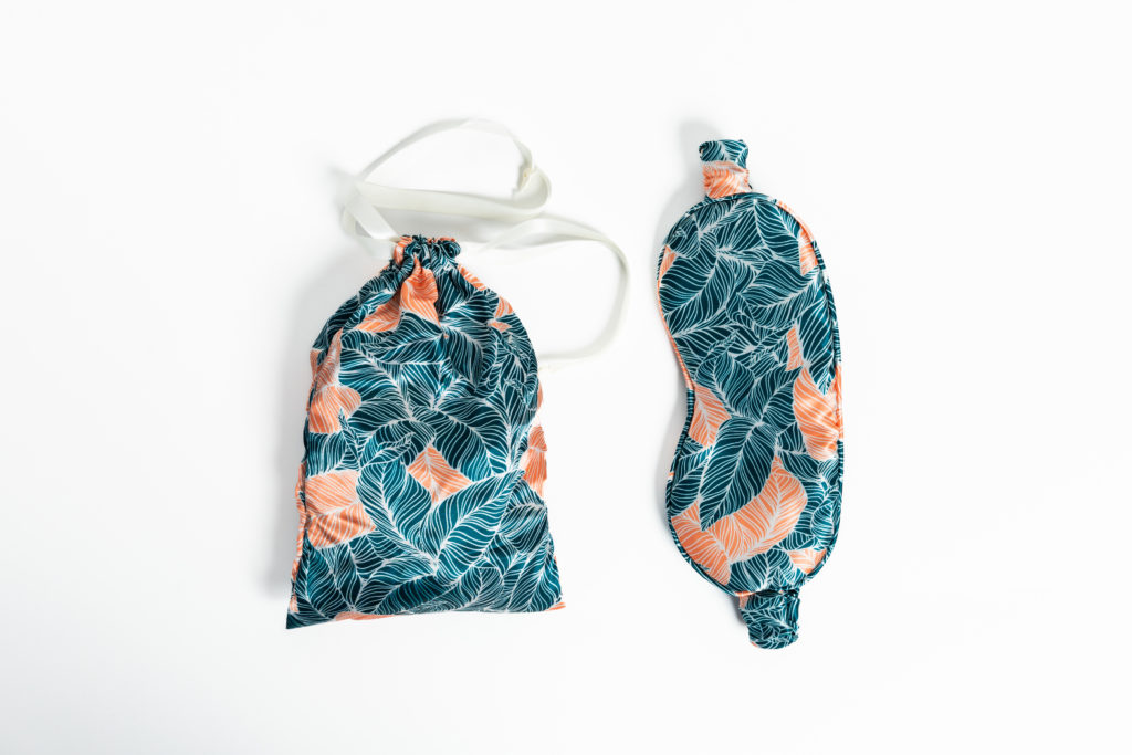 Luxury mask made from sustainable silk